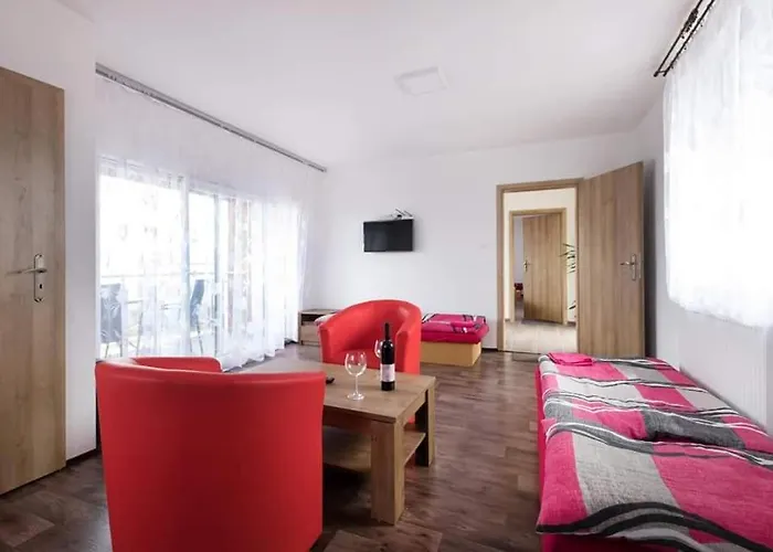 Ascona Club Restauracia A Rimavska Sobota